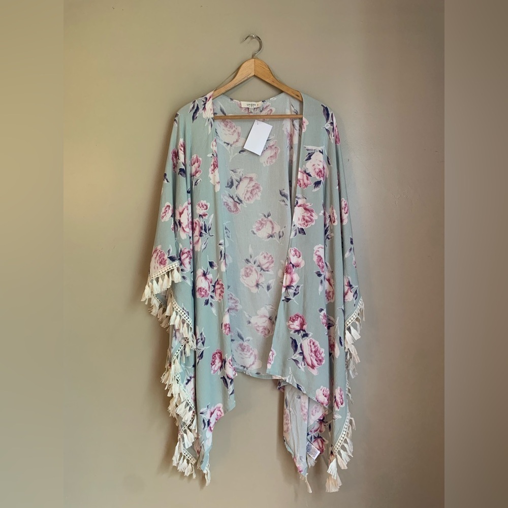 Umgee + floral wrap kimono boho coastal cowgirl festival blouse